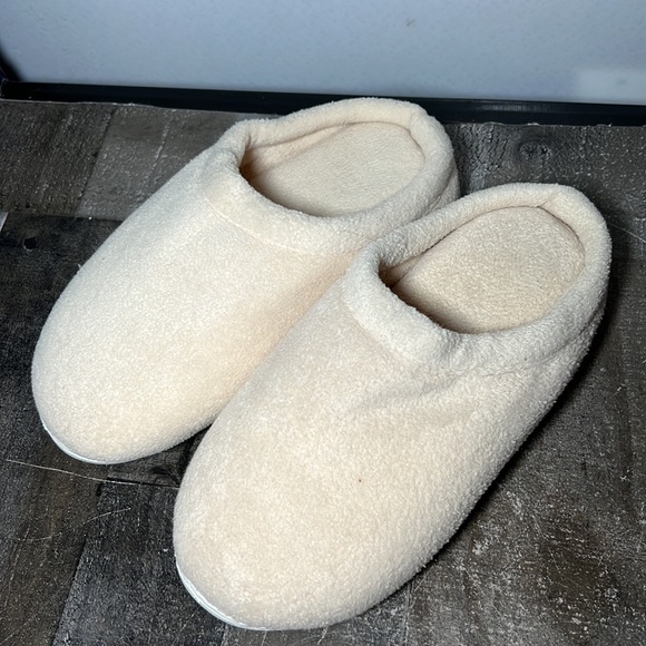 Healthometer Slippers Women's Size 8-11 Model HM2135 - Picture 2 of 6
